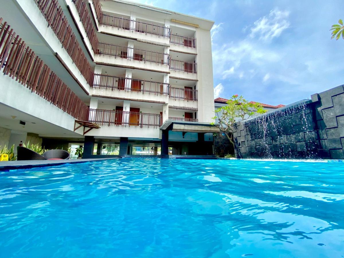 Sun Royal Hotel 꾸따 외부 사진